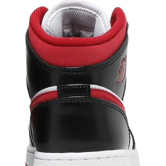 Air Jordan - Picture 2 of 12